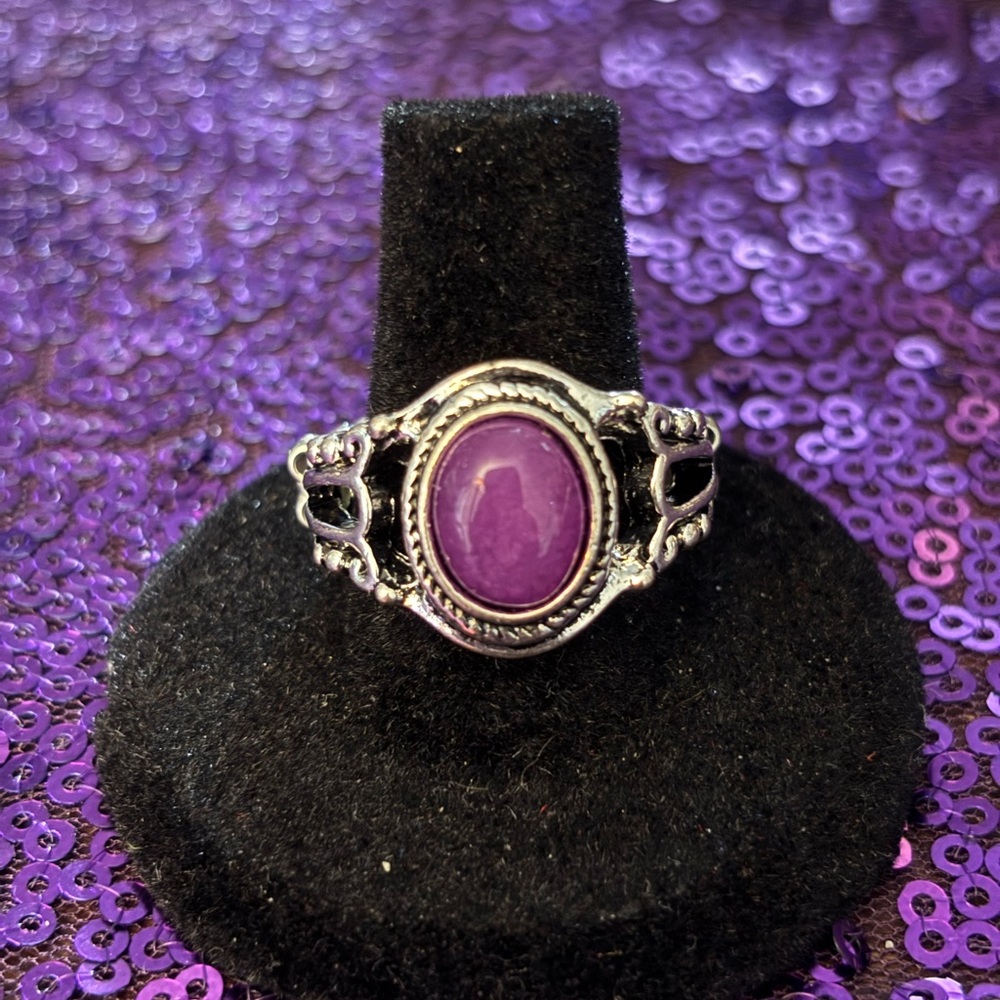 paparazzi Silver-Tone Ring with Purple Oval Stone